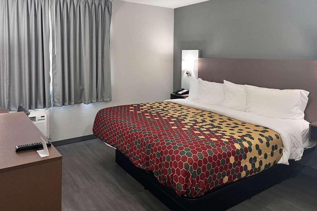 Econo Lodge Портедж Номер фото